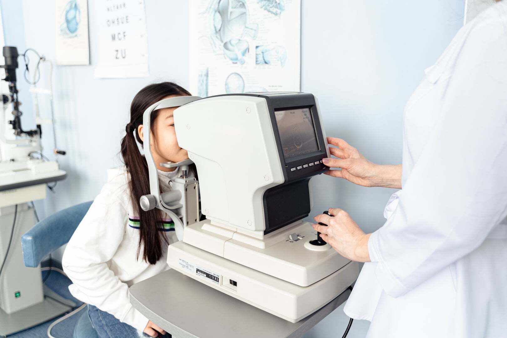 Zaker Optometry: Optometry clinic in newport beach